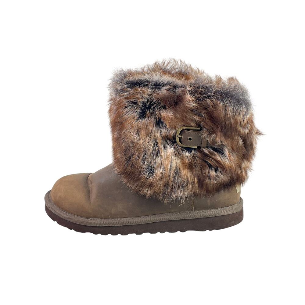 UGG Ellee Kids Brown Faux Fur Leather Buckel Strap Round Toe Ankle Boots Size 5